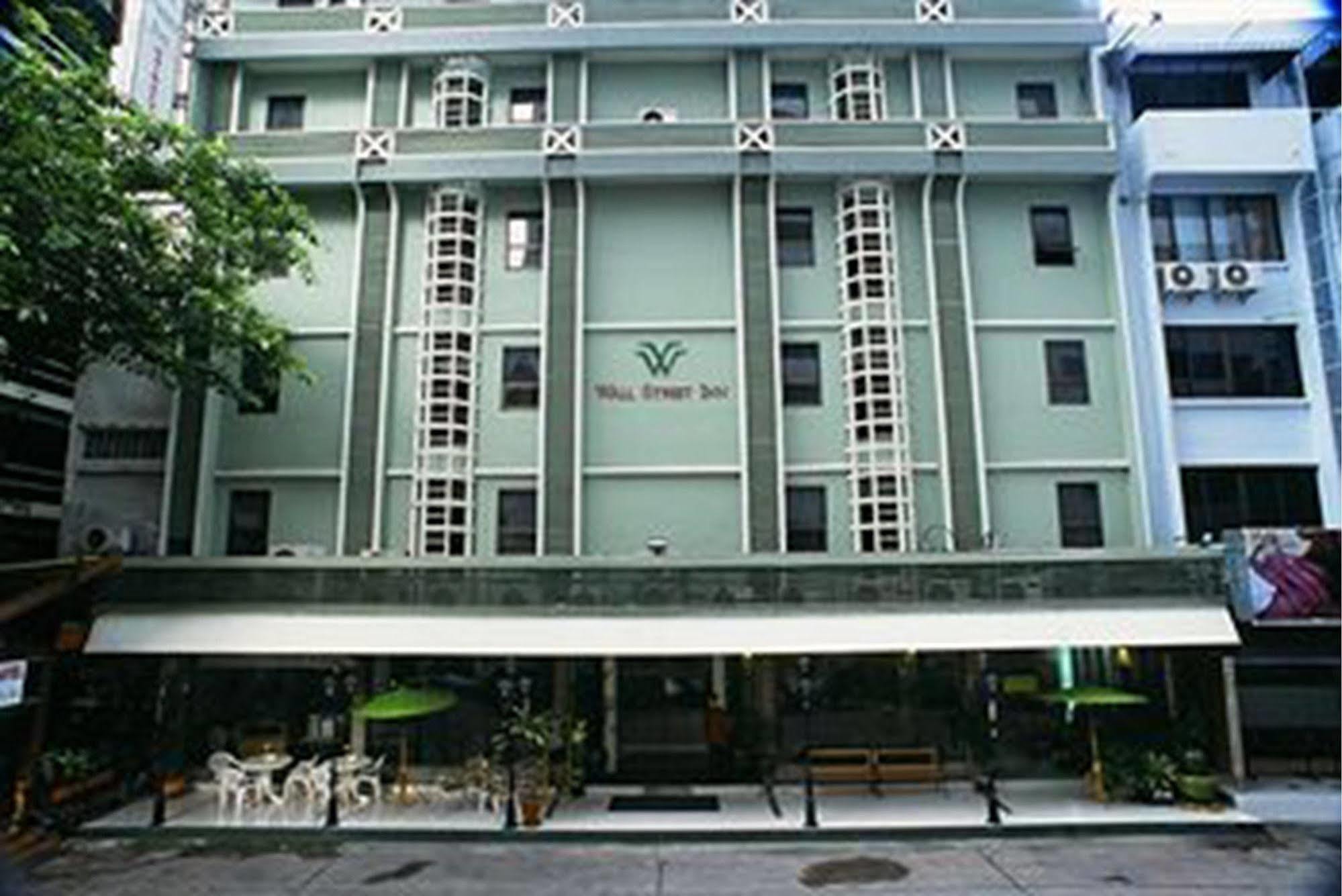 Wall Street Inn, Bangkok Exterior photo